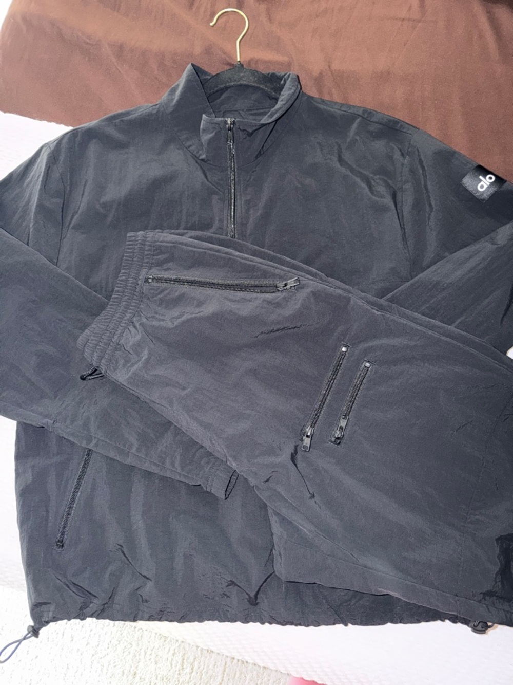 ALO Yoga Men's Black Half-Zip Windbreaker Jacket